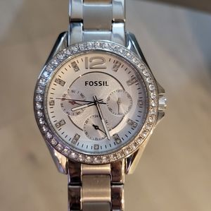 Fossil watch